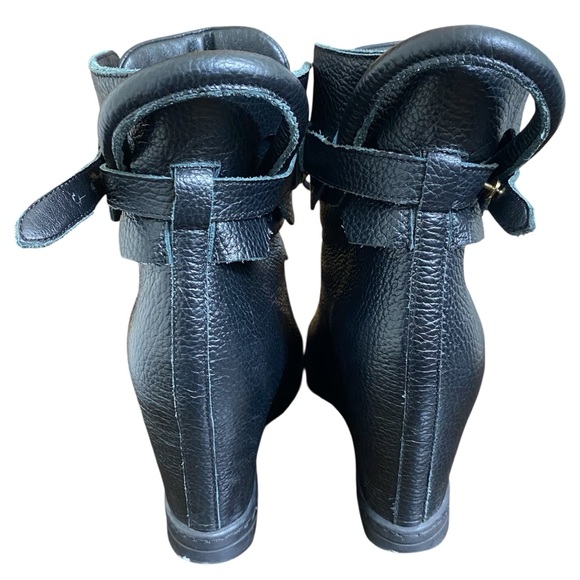 Badura Wedge Black Leather Boots - Picture 7 of 10